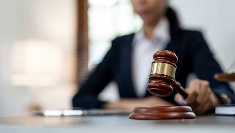 Trial session with focus on gavel - What percentage of personal injury cases go to trial